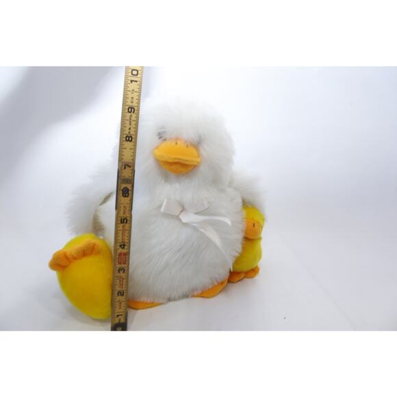 Studio 33 1998 Fluffy White Duck with Chicks Plush, Stuffed Animal Mother Babies - Picture 5 of 5